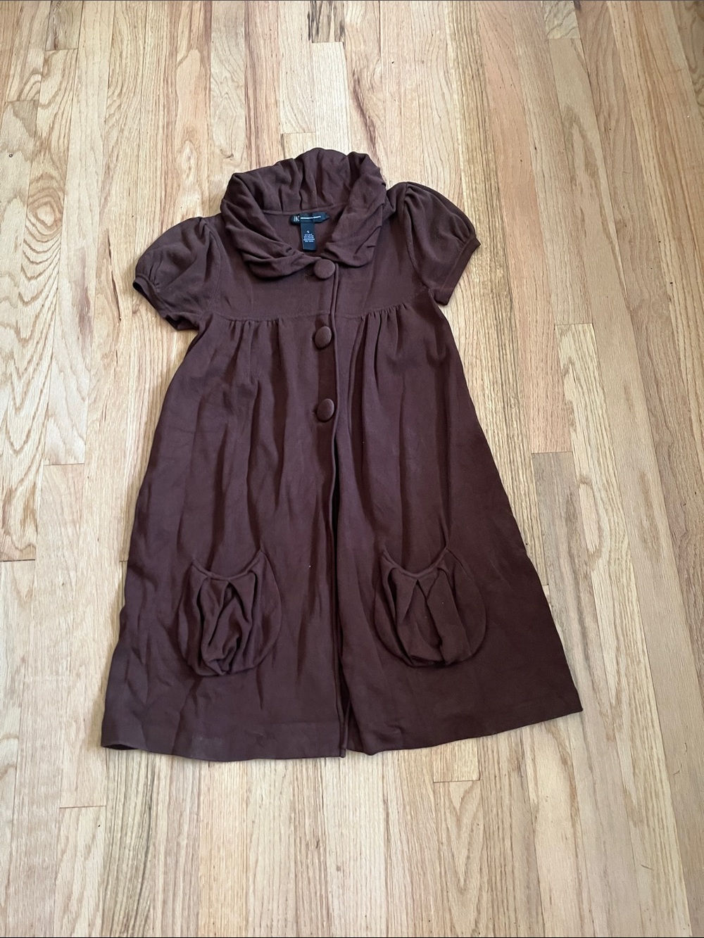Women's Brown Short-Sleeve Casual Long Sweater with 3 Button Front